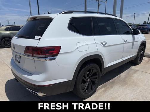 2023 Volkswagen Atlas 3.6L SE w/Technology