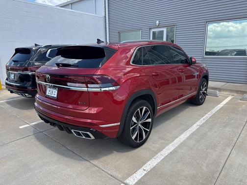 2025 Volkswagen Atlas Cross Sport 2.0T SEL Premium