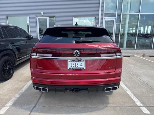 2025 Volkswagen Atlas Cross Sport 2.0T SEL Premium