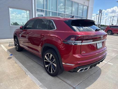 2025 Volkswagen Atlas Cross Sport 2.0T SEL Premium