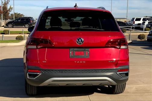 2023 Volkswagen Taos 1.5T SE