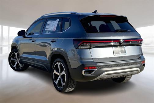 2026 Volkswagen Taos SEL