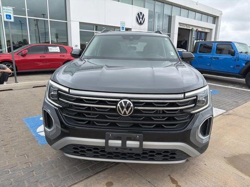 Pure Gray 2025 Volkswagen Atlas 2.0T Peak Edition