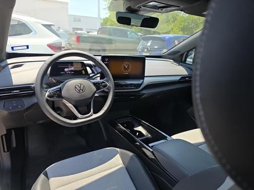 Pure White 2023 Volkswagen ID.4 Pro