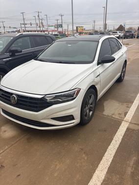 2019 Volkswagen Jetta 1.4T R-Line