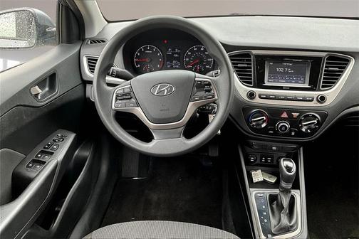 2020 Hyundai Accent SE