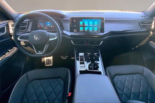 2026 Volkswagen Atlas Cross Sport 2.0T SEL Premium
