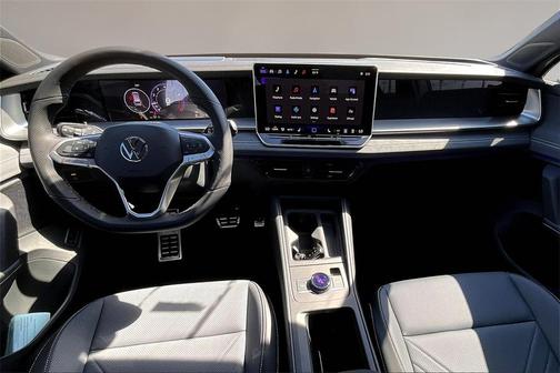 2025 Volkswagen Tiguan 2.0T SE R-Line Black 4MOTION