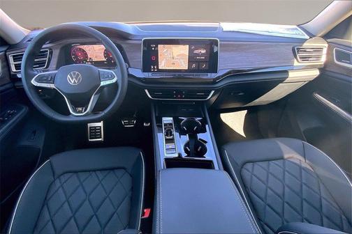 2026 Volkswagen Atlas 2.0T SEL Premium R-Line 4MOTION