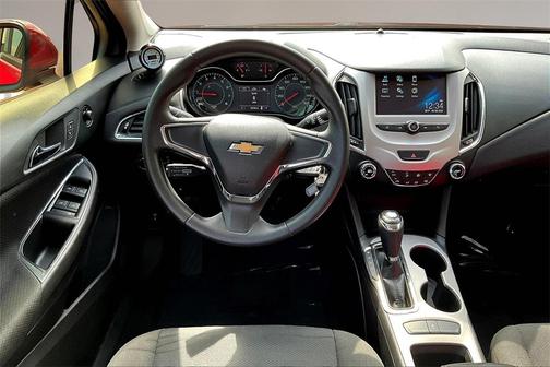 2018 Chevrolet Cruze LS