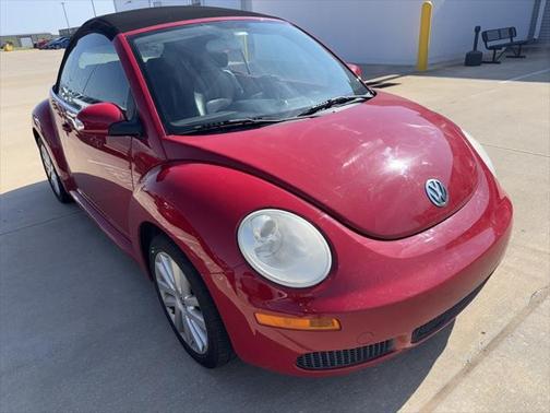 2008 Volkswagen New Beetle SE