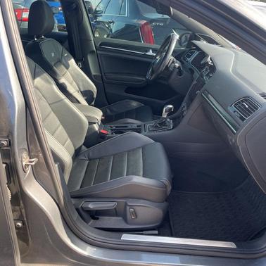 2018 Volkswagen Golf R 2.0T DSG
