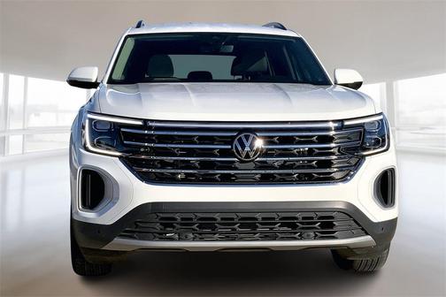 2025 Volkswagen Atlas 2.0T SE w/Technology 4MOTION