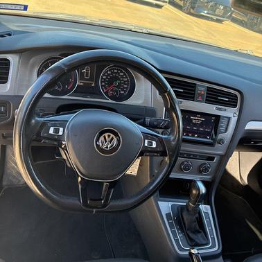 2015 Volkswagen Golf Auto TSI S