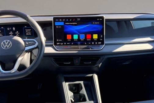 Platinum Gray Metallic 2025 Volkswagen Tiguan 2.0T SE 4MOTION
