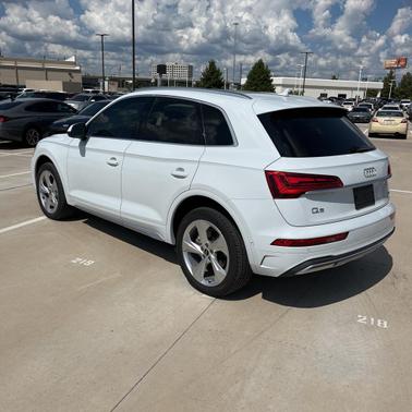 2021 Audi Q5 45 Prestige