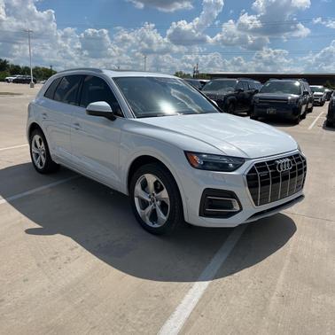 2021 Audi Q5 45 Prestige