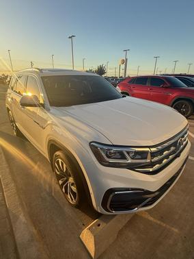 2022 Volkswagen Atlas 3.6L SEL Premium