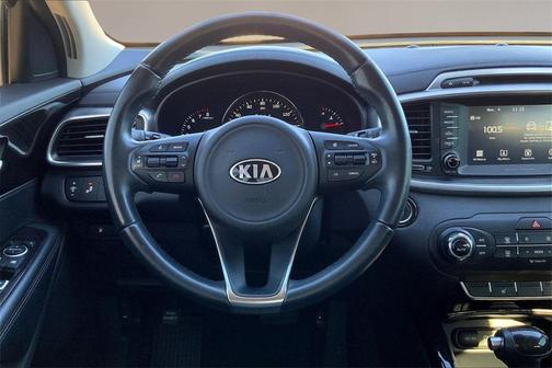 2017 Kia Sorento EX