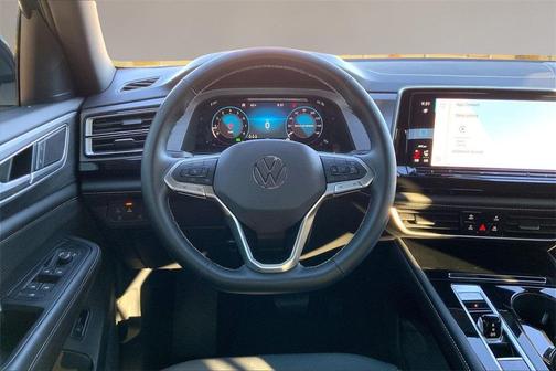 2025 Volkswagen Atlas Cross Sport 2.0T SE w/Technology 4MOTION