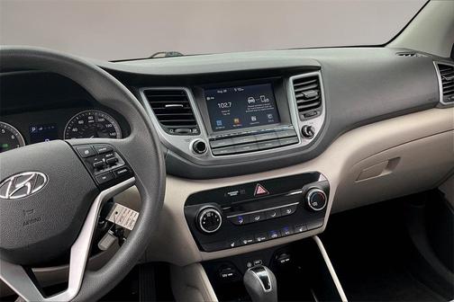 2018 Hyundai TUCSON SEL
