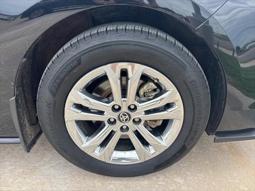 2023 Toyota Sienna XSE 7 Passenger