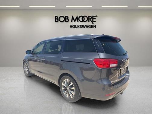 2017 Kia Sedona SX