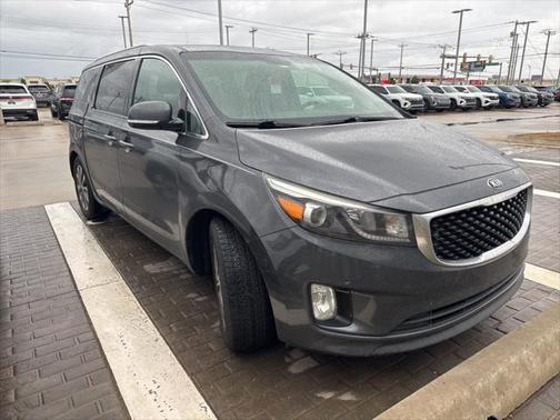 2017 Kia Sedona SX