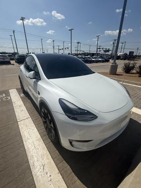 2022 Tesla Model Y Performance Dual Motor All-Wheel Drive