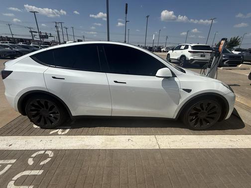 2022 Tesla Model Y Performance Dual Motor All-Wheel Drive