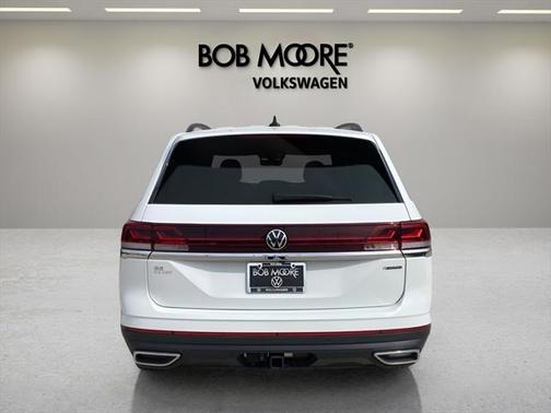 2025 Volkswagen Atlas 2.0T SE w/Technology 4MOTION