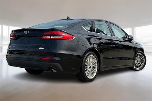 2020 Ford Fusion SEL