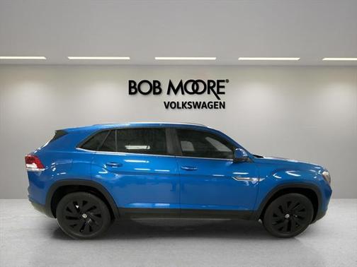2024 Volkswagen Atlas Cross Sport 2.0T SE w/Technology 4MOTION