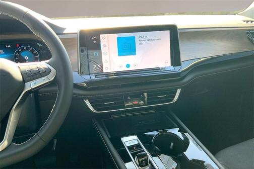 2026 Volkswagen Atlas 2.0T SE w/Technology 4MOTION