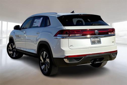 2026 Volkswagen Atlas Cross Sport 2.0T SE w/Technology 4MOTION