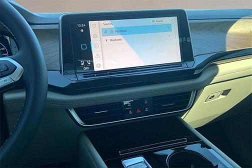 2026 Volkswagen Atlas 2.0T SE w/Technology 4MOTION