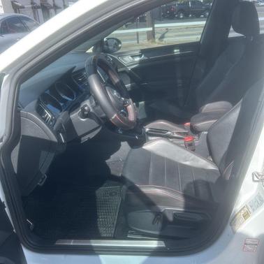 2020 Volkswagen Golf GTI 2.0T SE DSG