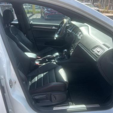 2020 Volkswagen Golf GTI 2.0T SE DSG