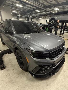 2024 Volkswagen Tiguan 2.0T SE R-Line Black 4MOTION