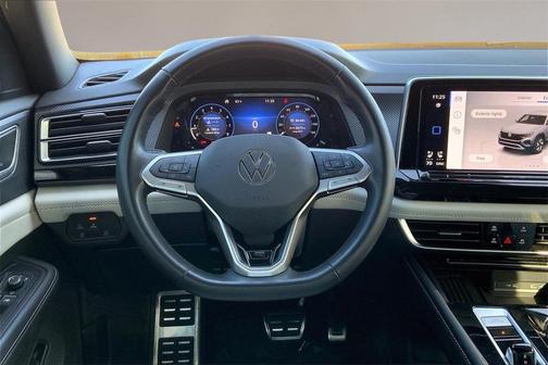 2025 Volkswagen Atlas Cross Sport 2.0T SEL Premium