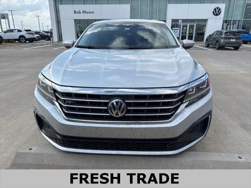 2020 Volkswagen Passat 2.0T R-Line
