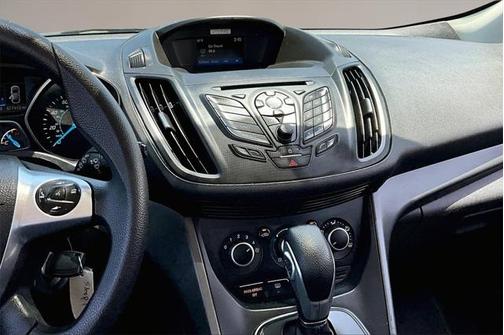 2016 Ford Escape S