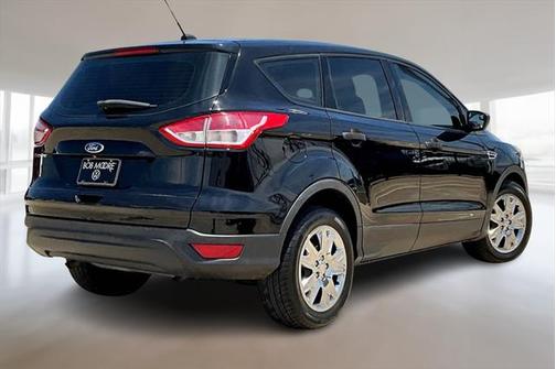 2016 Ford Escape S