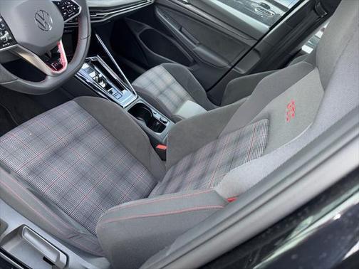 2024 Volkswagen Golf GTI 2.0T S DSG