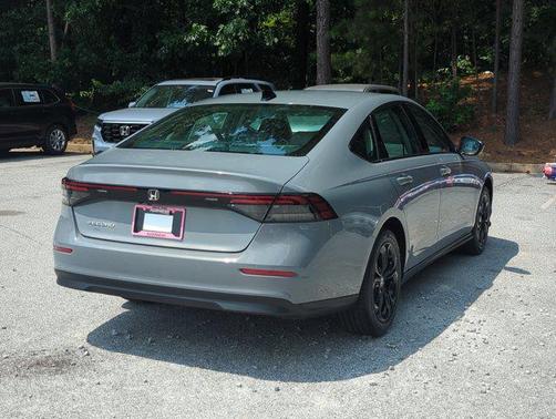 2025 Honda Accord Sport SE 1.5T
