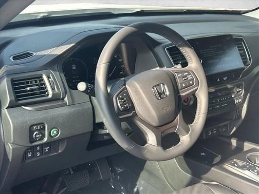 Platinum White Pearl 2026 Honda Ridgeline RTL