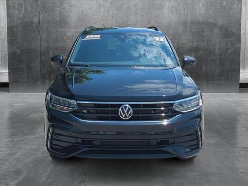 2022 Volkswagen Tiguan 2.0T SE R-Line Black