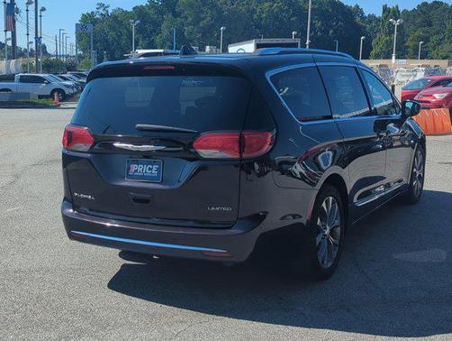 2017 Chrysler Pacifica Limited