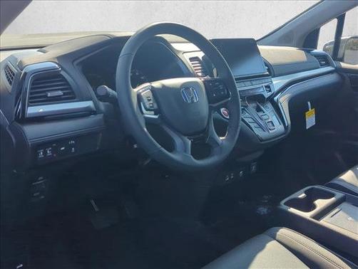 Platinum White Pearl 2026 Honda Odyssey Touring