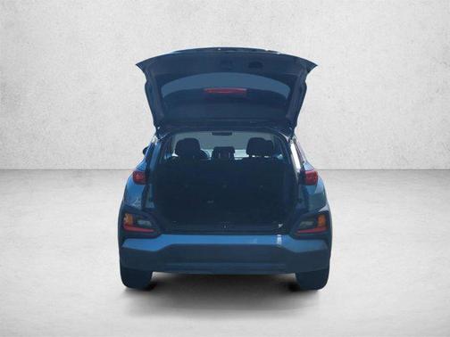 Sonic Silver w/Black Roof 2020 Hyundai KONA SEL